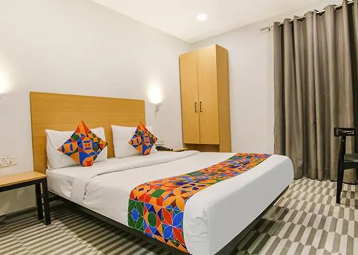 Fabhotel Ch House