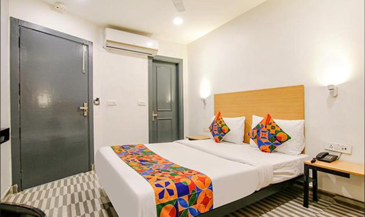 Fabhotel Ch House